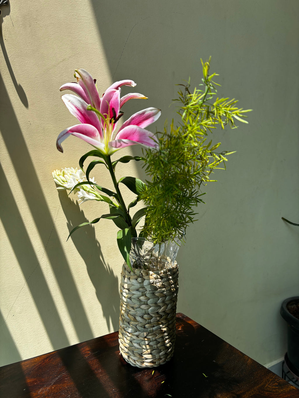 Vanaspati - Item Holder